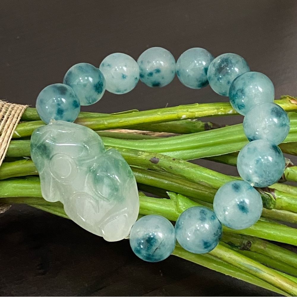 Handmade Pi Xiu Green Chalcedony Beads Natural Gemstone Lucky Bracelet One Size